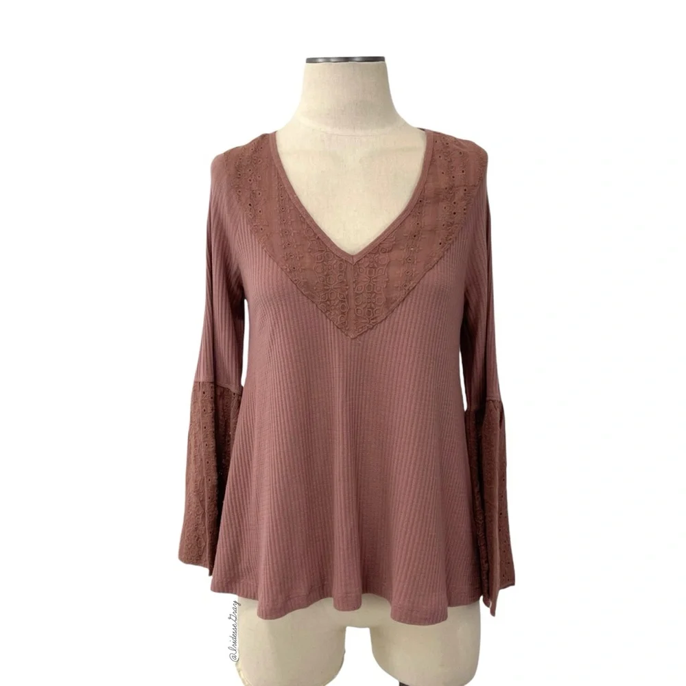 Free People- Mauve V Neck Thermal Size XS